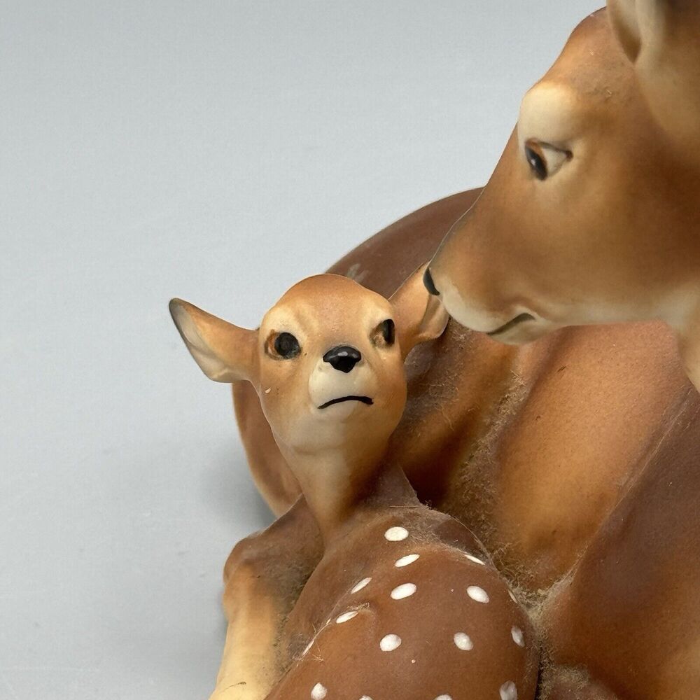 Vintage Norcrest Japan Porcelain Doe And Fawn Ceramic Figurine Deer A-56 Kitschy - Picture 5 of 11